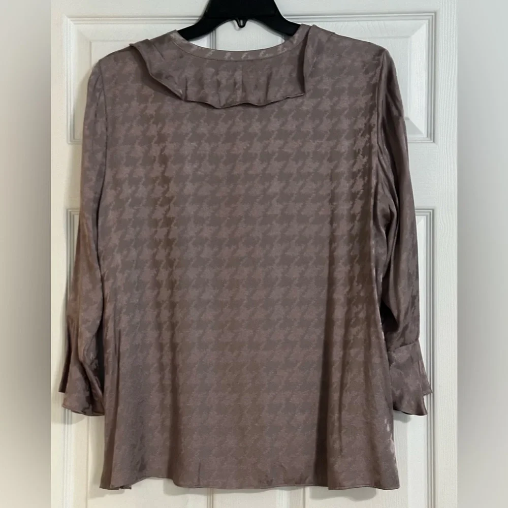 NWT Investments‎ Riley Women's Ruffled Blouse - Size 1X